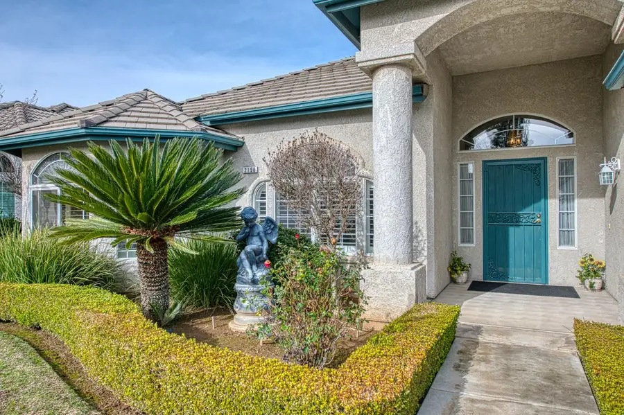 2196 W Beechwood Avenue, Fresno, CA 93711 - Image #3