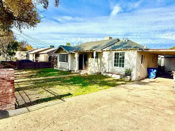 4425 E Clay Avenue, Fresno, CA 93702