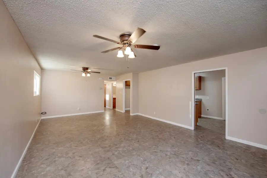 16 E Eden, Fresno, CA 93706 - Image #3