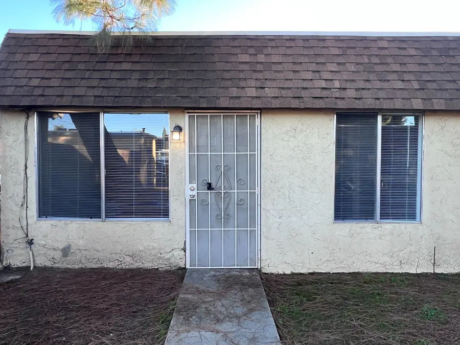 481 Minnewawa Avenue #104, Clovis, CA 93612 - Image #2