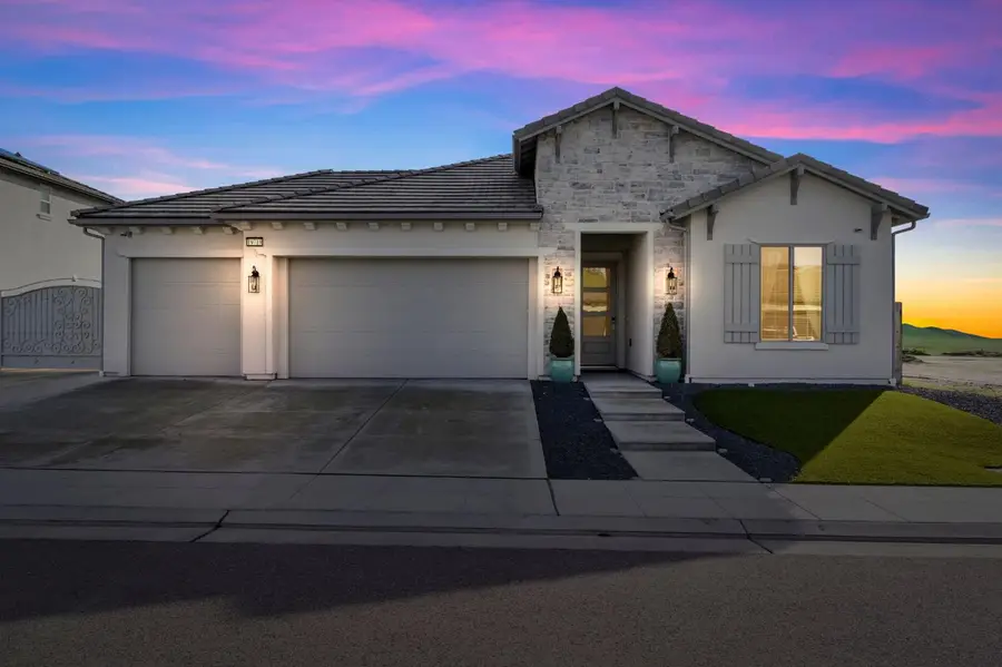 19719 Desert Willow Lane, Friant, CA 93626 - Image #2