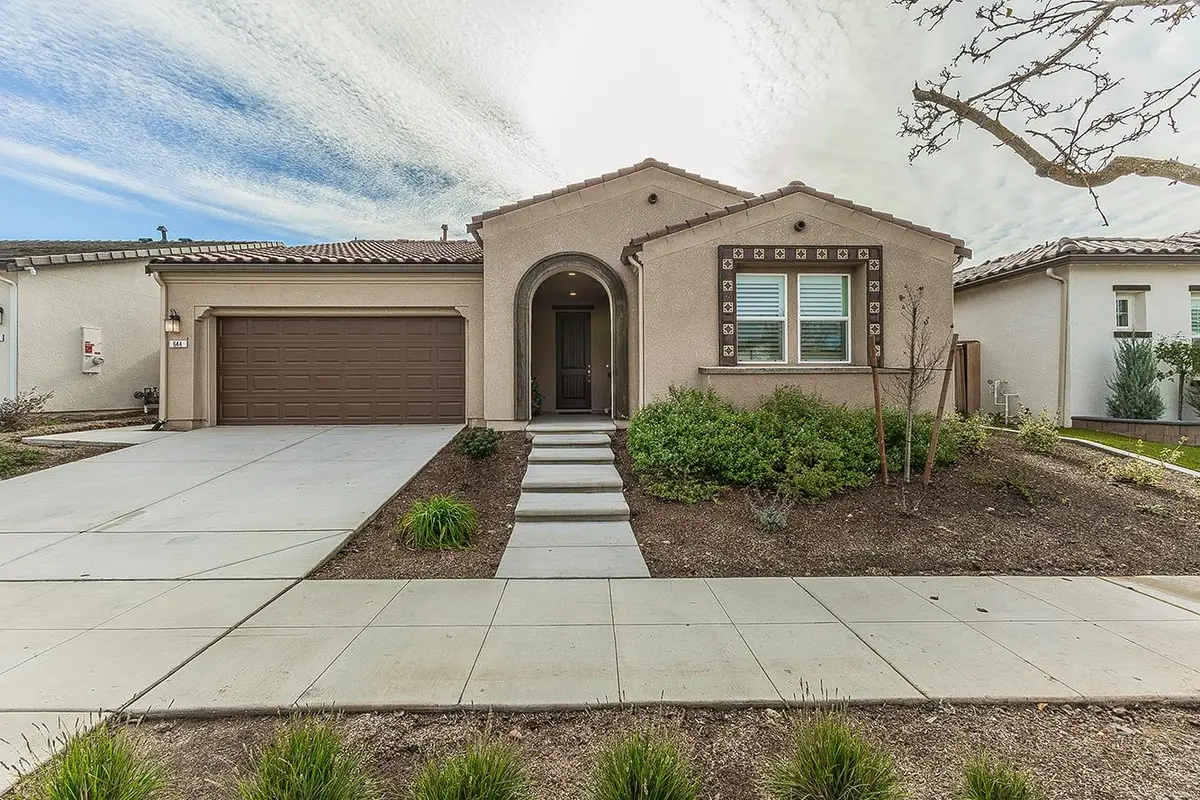 644 Rock Crest Avenue, Madera, CA 93636 - Image #1