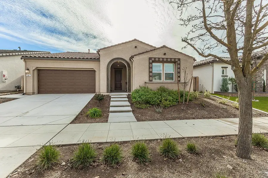 644 Rock Crest Avenue, Madera, CA 93636 - Image #2
