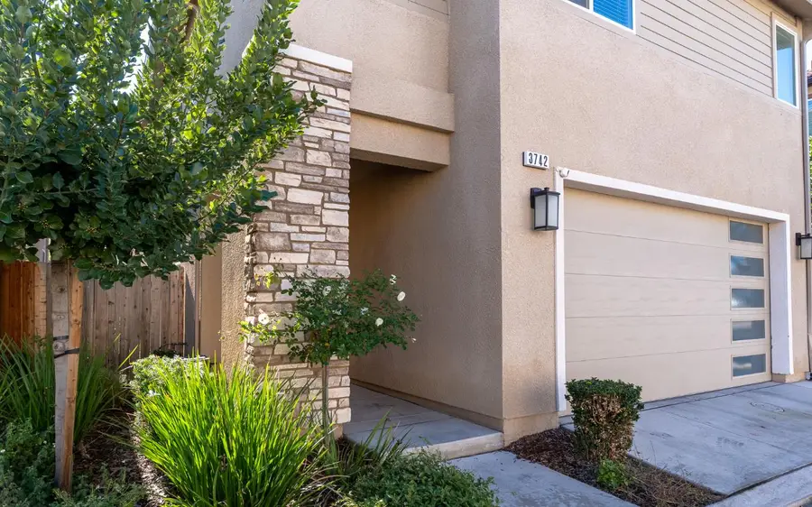 3742 Longford Way, Clovis, CA 93619 - Image #3