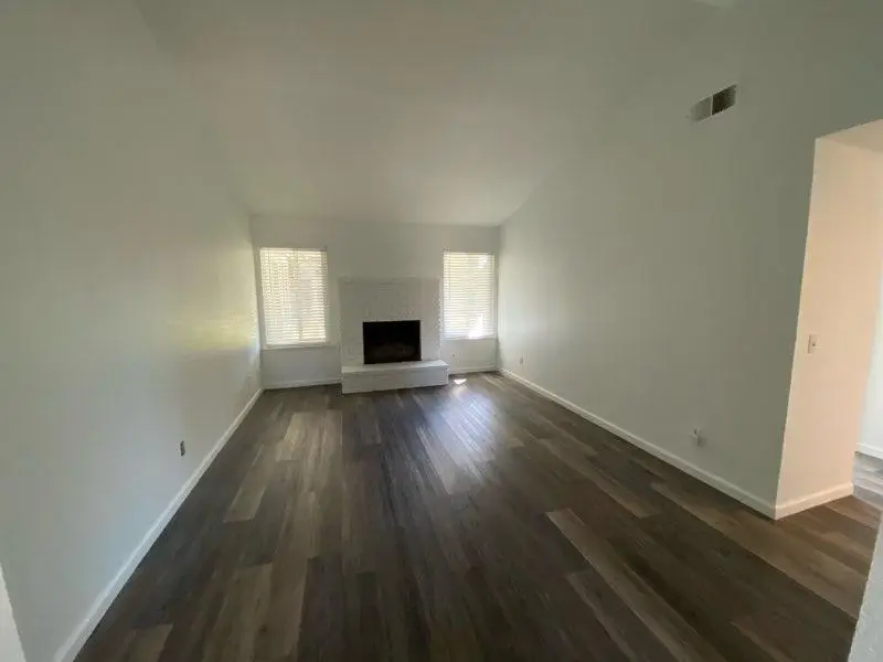 4145 W Capitola Avenue, Fresno, CA 93722 - Image #2