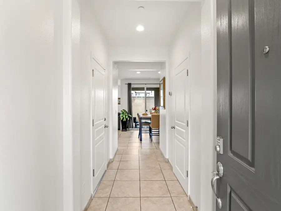 2566 Mustang Drive, Clovis, CA 93612 - Image #3