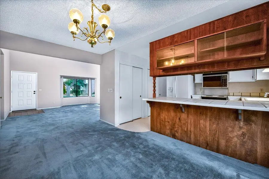 4676 E Alamos Avenue #117, Fresno, CA 93726 - Image #2