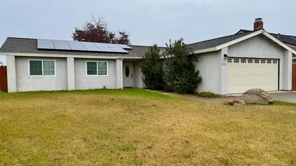 2123 Cottonwood Court, Hanford, CA 93230