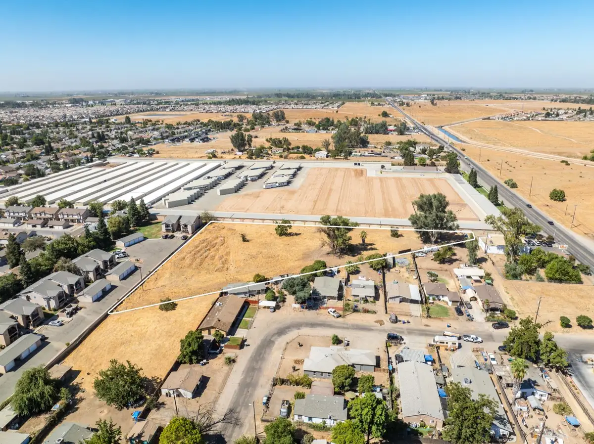 5595 W Shaw Avenue, Fresno, CA 93722 - #1