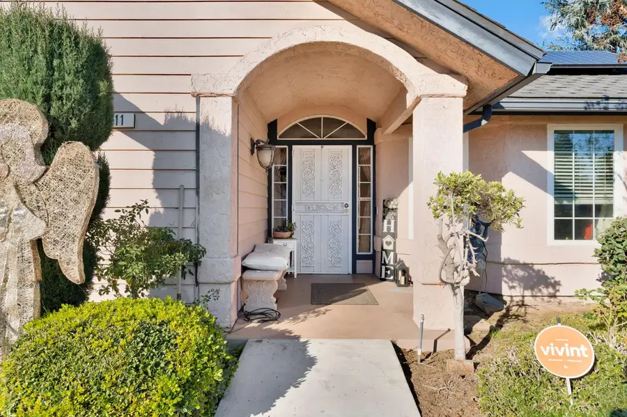 211 W Paul Avenue, Clovis, CA 93612 - Image #3