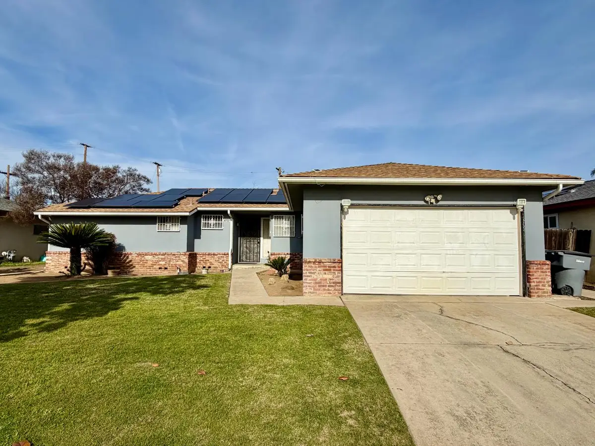 4737 E Norwich Avenue, Fresno, CA 93726 - Image #1