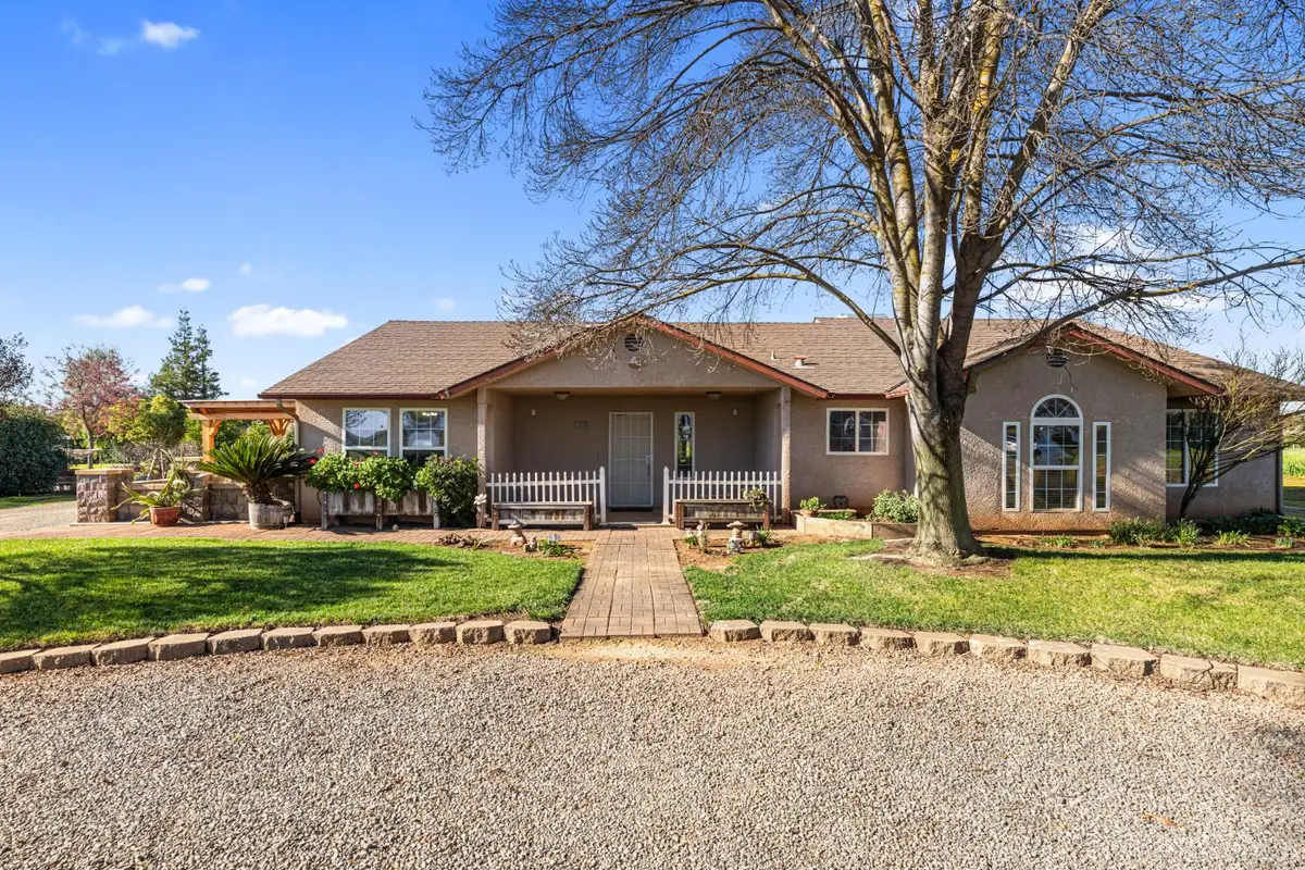 14304 Huntington Road, Madera, CA 93636 - Image #1