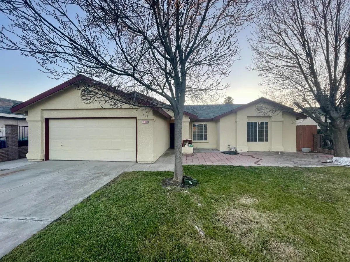 22307 White Avenue, San Joaquin, CA 93660 - Image #1