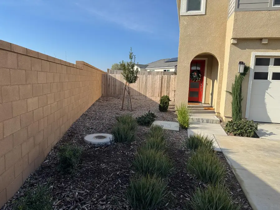 244 Arbor Drive S, Madera, CA 93636 - Image #3