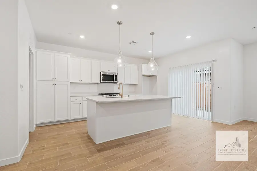 1017 Springtime Avenue, Clovis, CA 93619 - Image #3