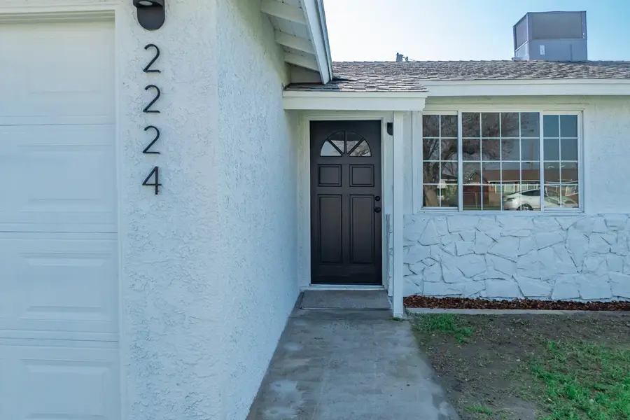 2224 E Donner, Fresno, CA 93726 - Image #3