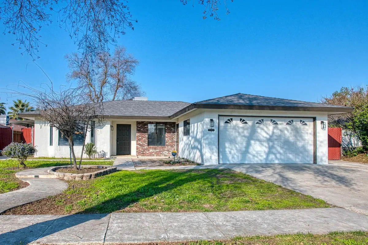 5901 E Madison Avenue, Fresno, CA 93727 - Image #1