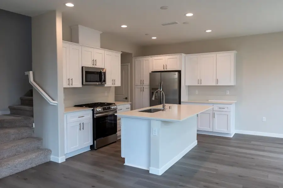 794 Lauren Avenue, Madera, CA 93636 - Image #3