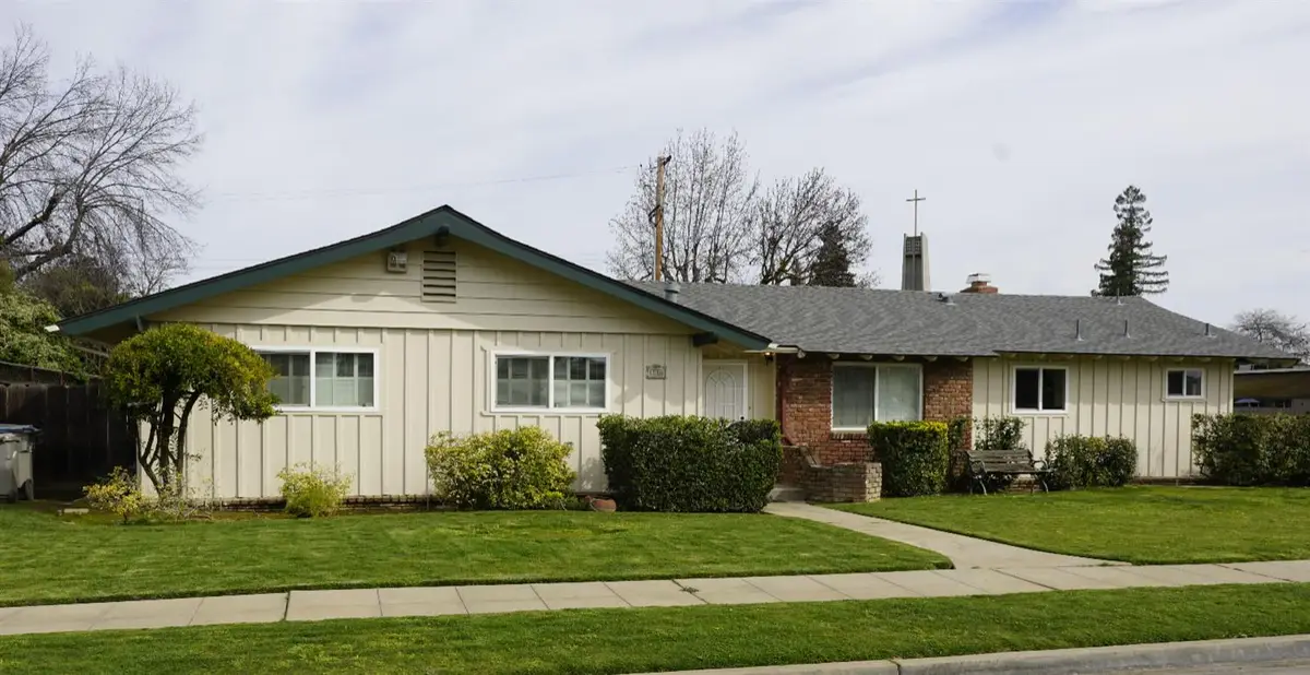6016 N Nantucket Avenue, Fresno, CA 93704 - #1