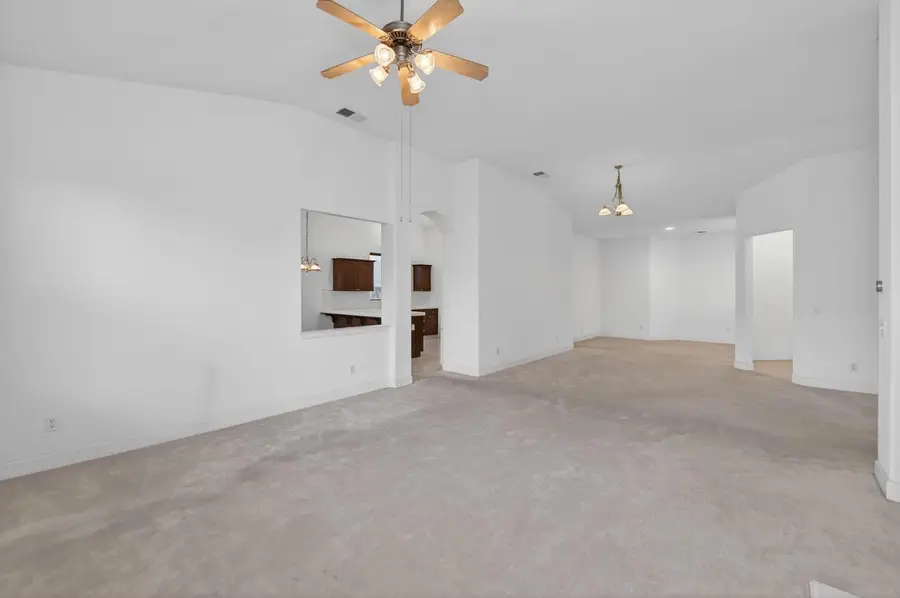 2445 Kaweah Avenue, Clovis, CA 93619 - Image #2