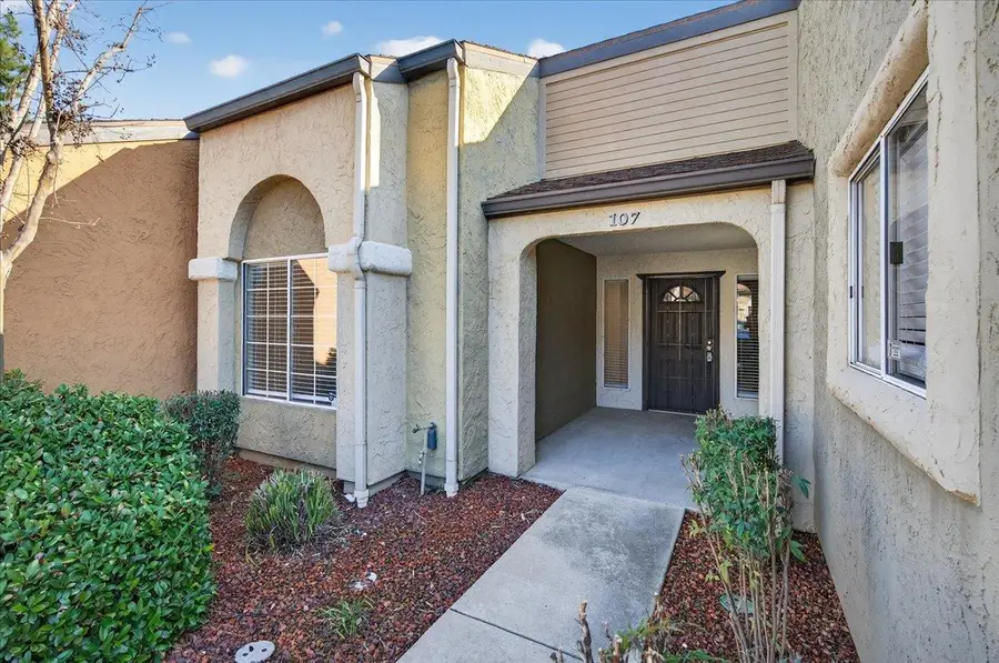 5140 E Cesar Chavez Boulevard #107, Fresno, CA 93727 - Image #3