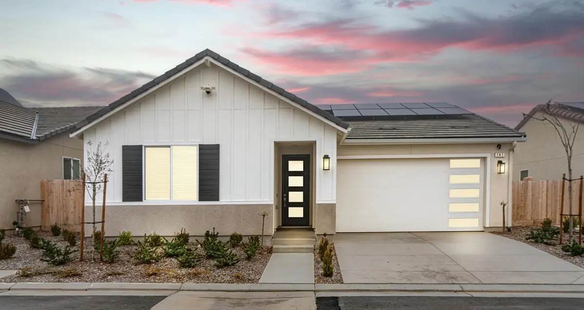 141 Reunion Way S, Madera, CA 93636 - Image #1