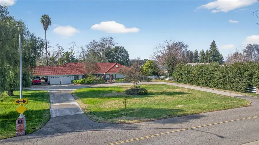 6121 N Montana Avenue, Clovis, CA 93619 - Image #3