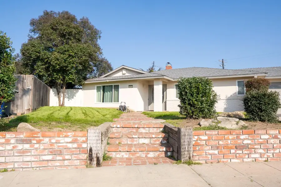 5693 E Madison Avenue, Fresno, CA 93727 - Image #3