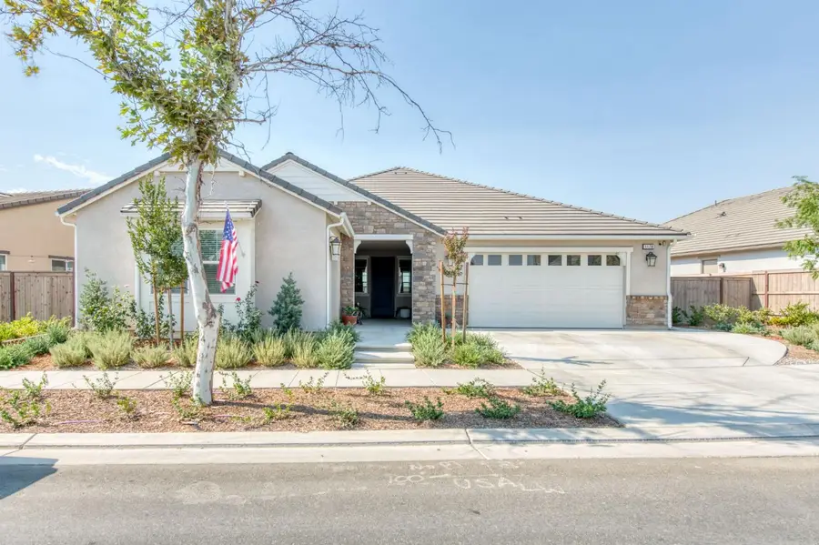 1178 Wildflower Avenue, Madera, CA 93636 - Image #2