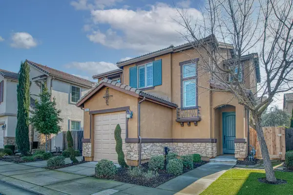 2087 E Makenna Drive, Fresno, CA 93730