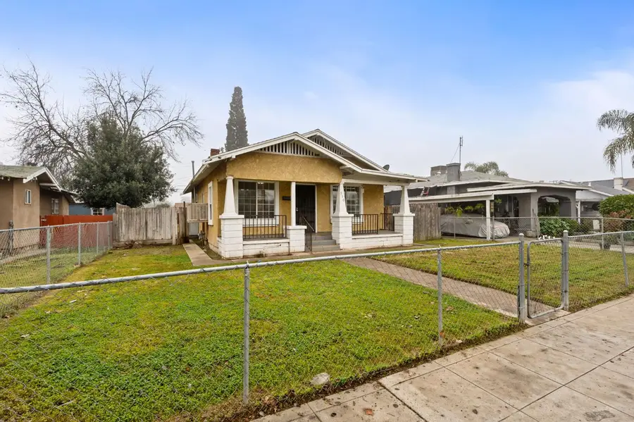 530 E Oleander Avenue, Fresno, CA 93706 - Image #3