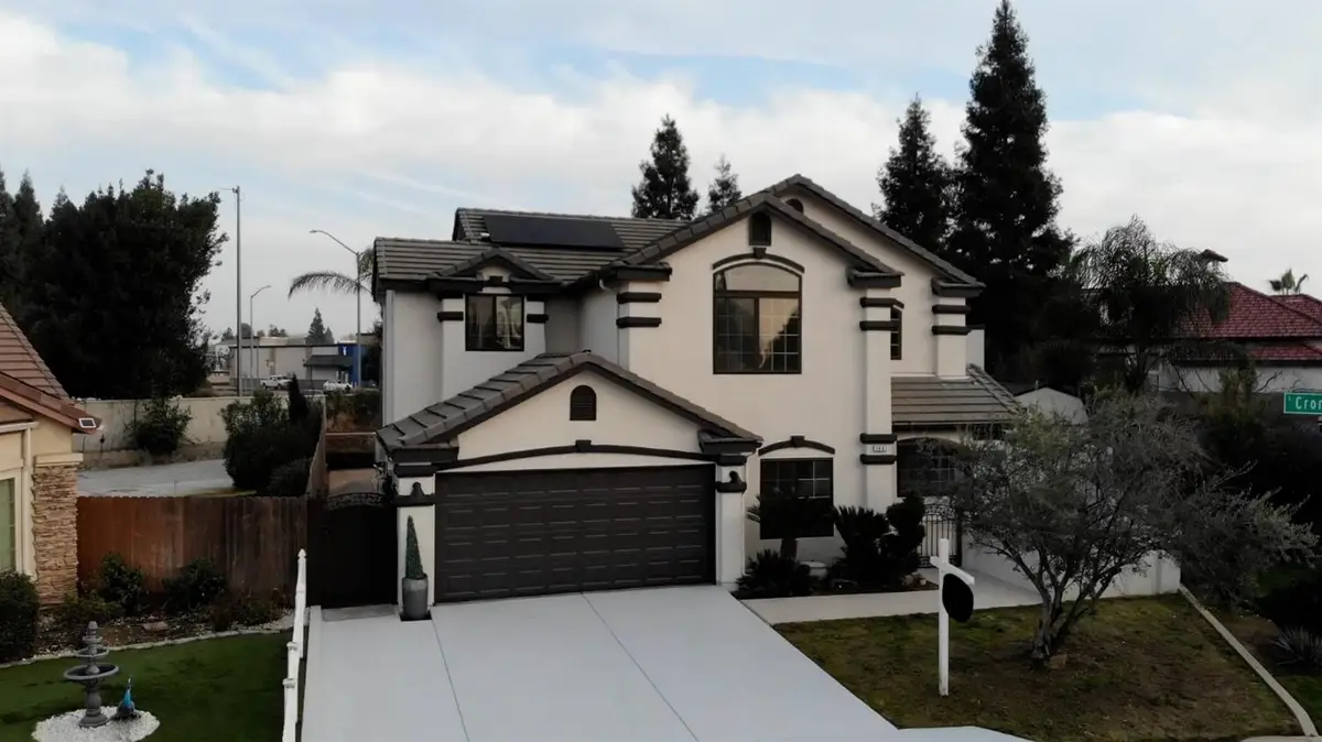 2991 E Cromwell Avenue, Fresno, CA 93720 - Image #1