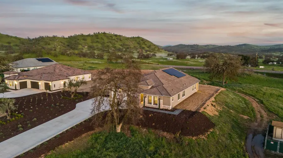 19678 Ventana Hills Drive, Clovis, CA 93619 - Image #3