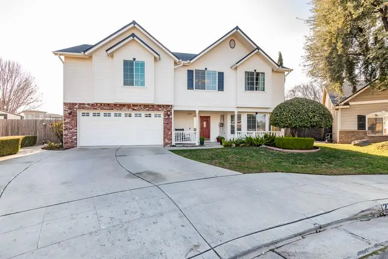 2757 E Jon Drive, Fresno, CA 93720 - Image #2