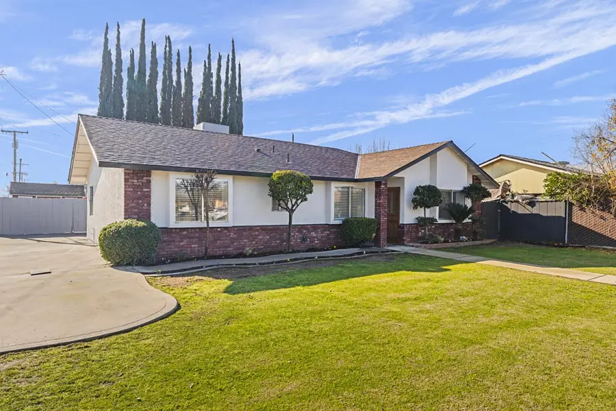306 E Tulare Road, Lindsay, CA 93247 - #2