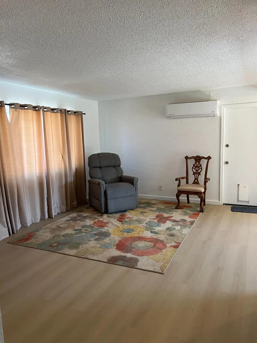 4069 N Sunnyside Avenue, Fresno, CA 93727 - Image #3