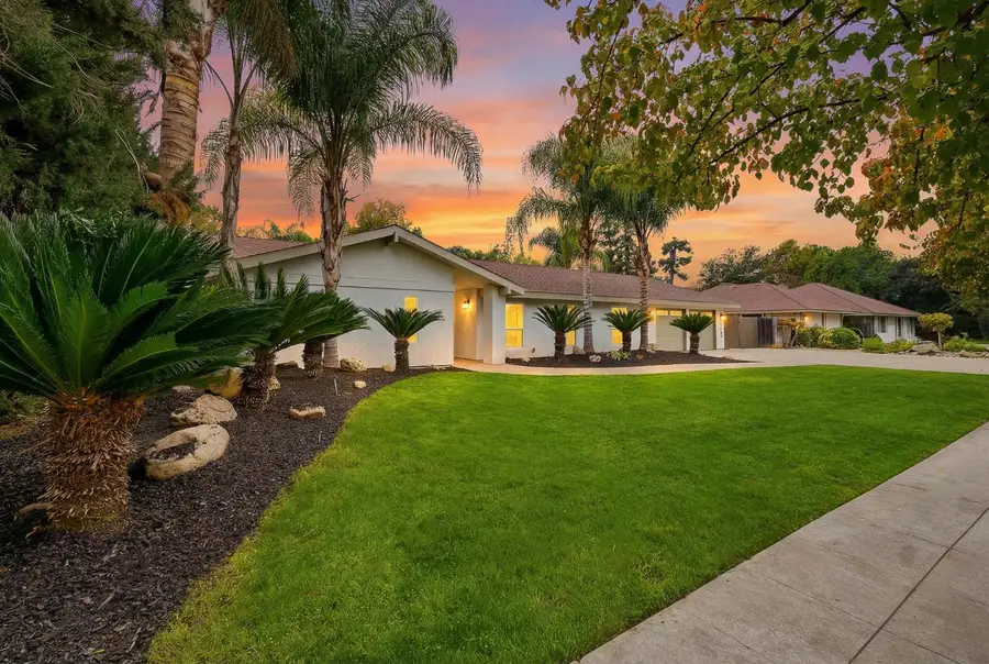 2589 W Barstow Avenue, Fresno, CA 93711 - Image #2