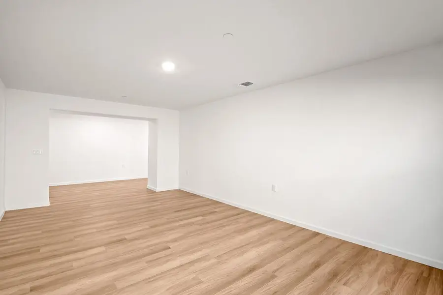 5121 E Audrie Avenue, Fresno, CA 93725 - #3