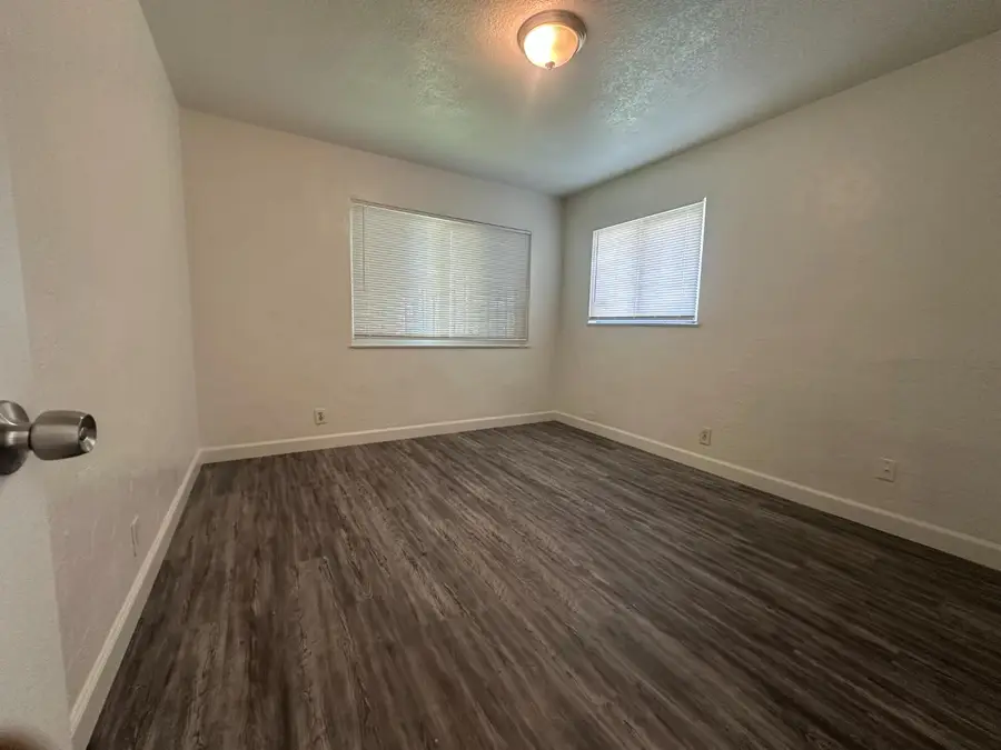 422 N Glenn Avenue, Fresno, CA 93701 - Image #3