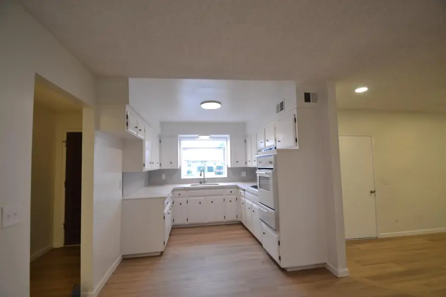 332 W Indianapolis Avenue, Clovis, CA 93612 - Image #3