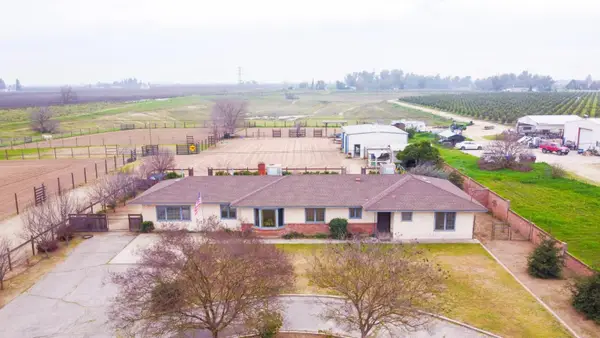 11175 E South Avenue, Del Rey, CA 93616