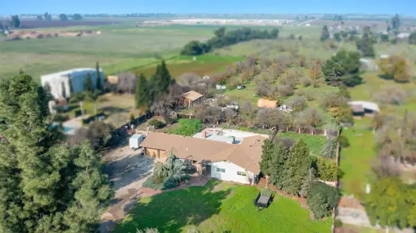 3780 E International Avenue, Clovis, CA 93619