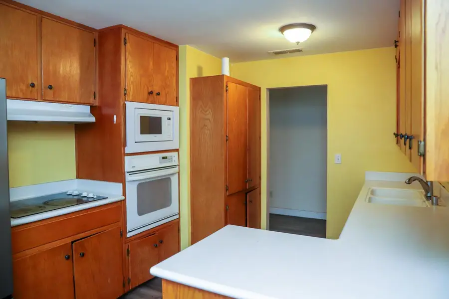 4295 N Archie Avenue, Fresno, CA 93726 - Image #3