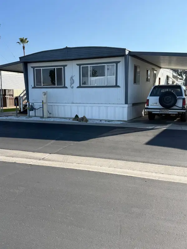 1500 W Villa N, Clovis, CA 93612