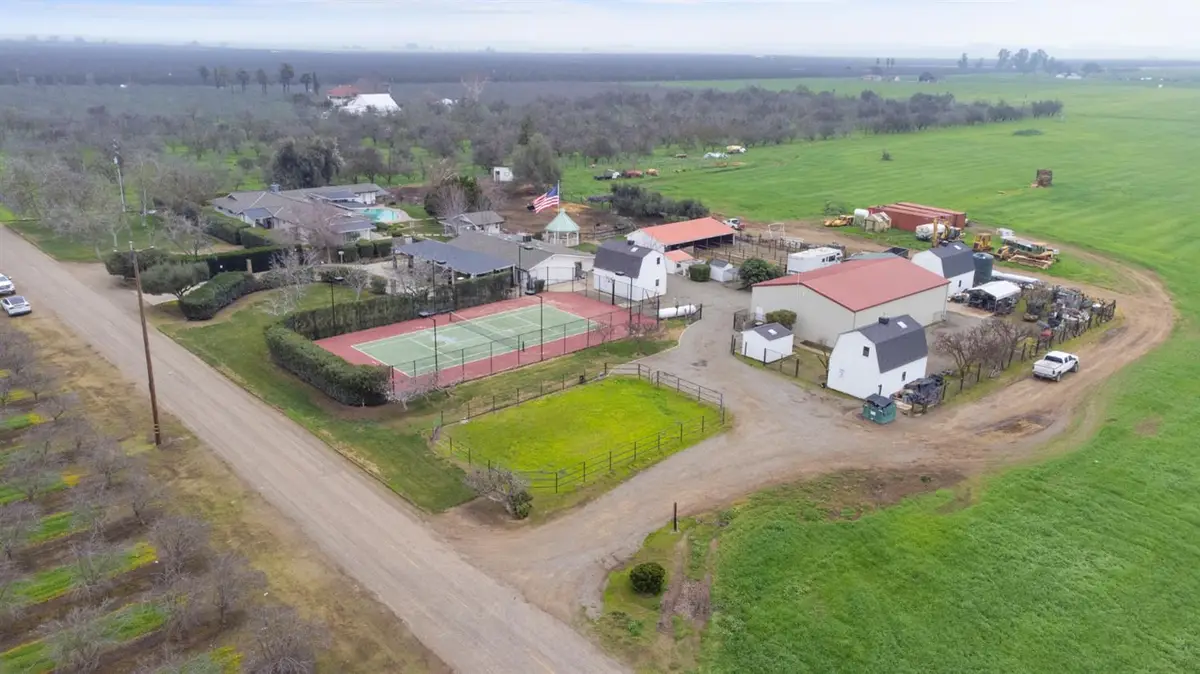 4280 Ipsen, Le Grand, CA 95333 - #1