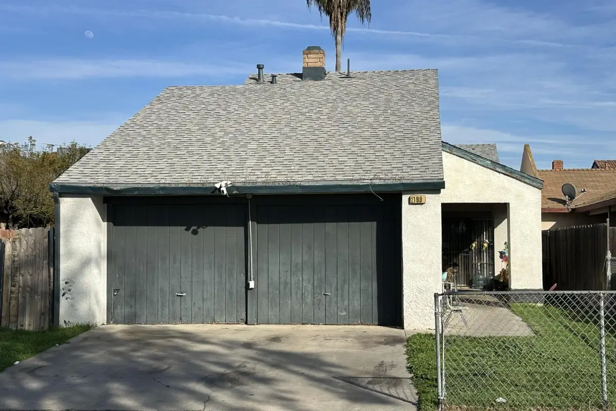 2199 S Chestnut Avenue, Fresno, CA 93725 - #1