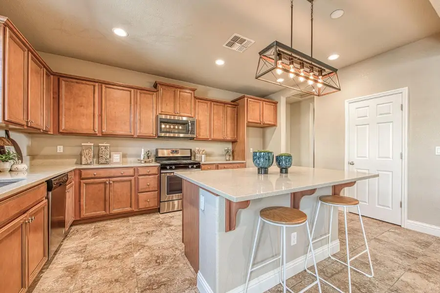 7280 E Berkeley Avenue, Fresno, CA 93737 - #3