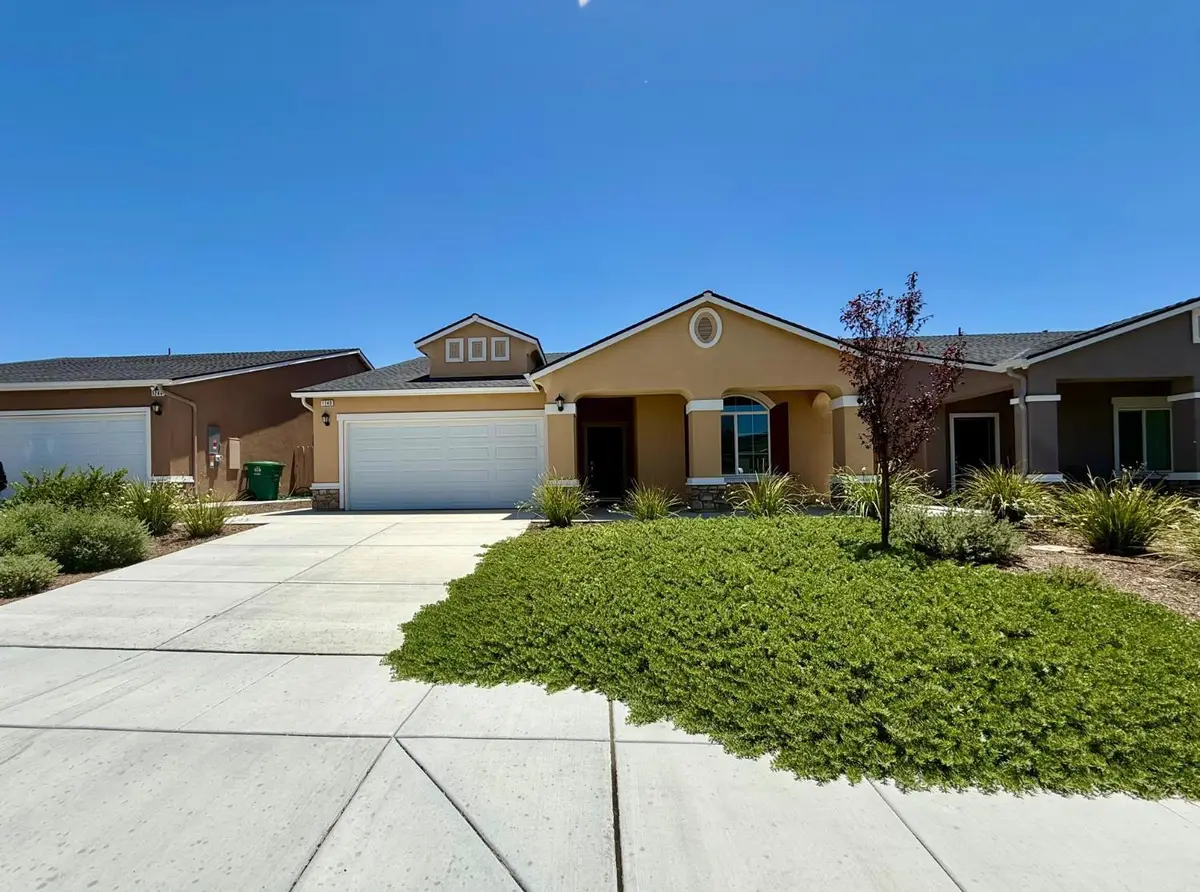 1240 E Orange Street, Avenal, CA 93204 - #1