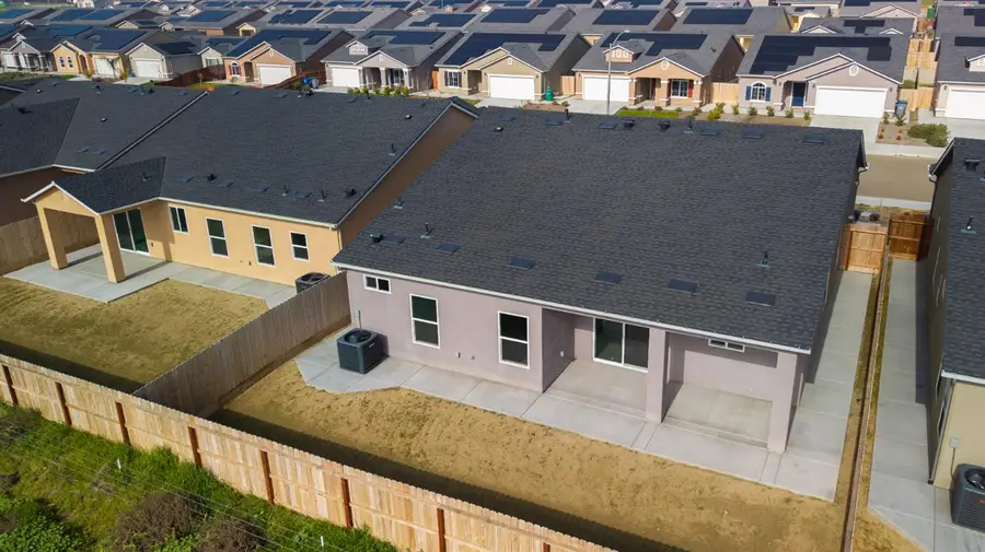 1212 E Orange Street, Avenal, CA 93204 - #3