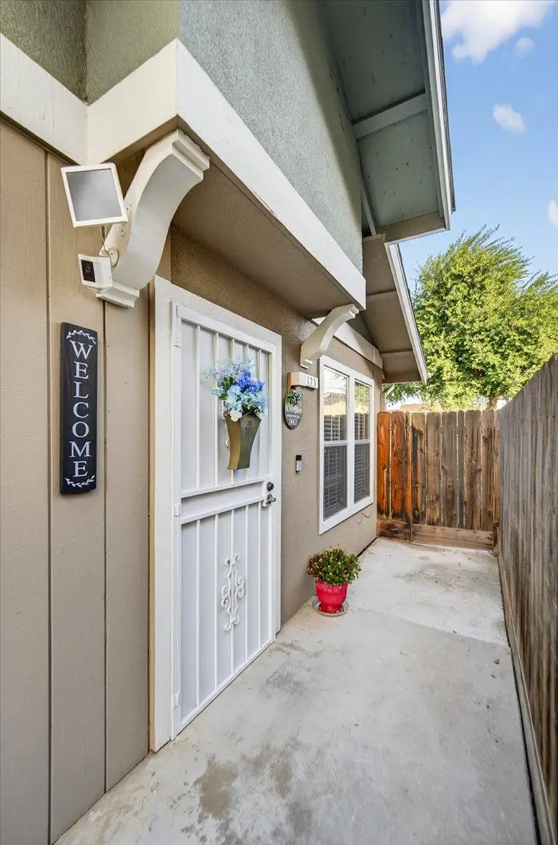 3770 W Barstow Avenue #125, Fresno, CA 93711 - Image #2